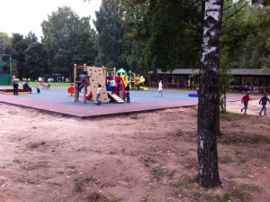Парк культуры и отдыха в Долгопрудном - детская новая площадка