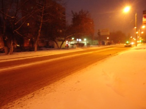 Уборка улиц от снега в Долгопрудном
