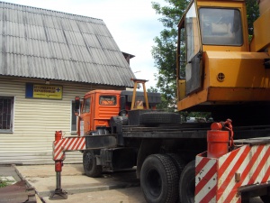 Строительство путепровода в Долгопрудном на Новодачной. Автомобильный мост у платформы Новодачная