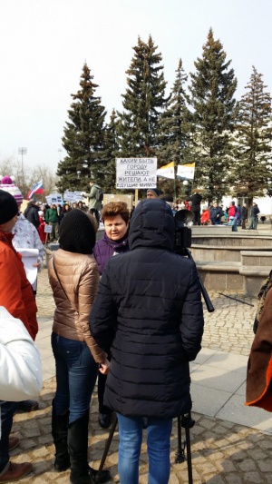 Митинг на площади Собина в Долгопрудном против строительства эстакады на Водниках